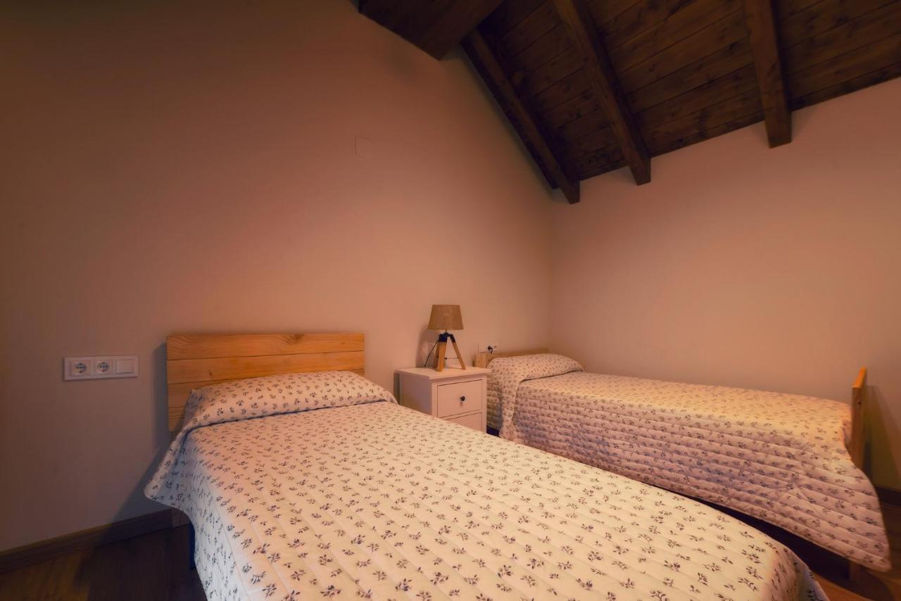 Camino De La Val Apartment